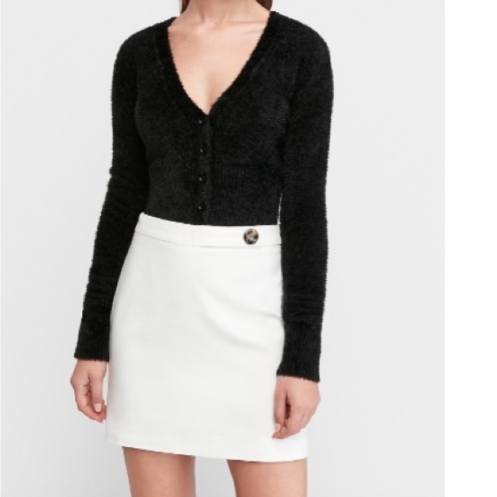 ✨HP✨Express high waisted mini skirt